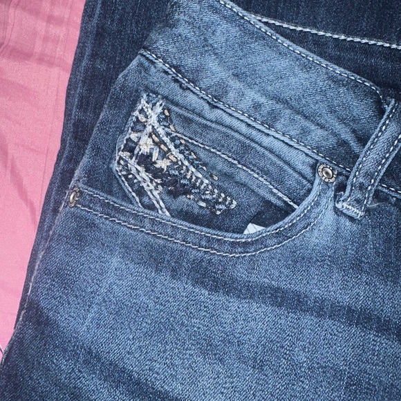 Maurices Dark Wash Women's Jeans - Classic Pocket Detail Size 12
pr#3 - Picture 3 of 6